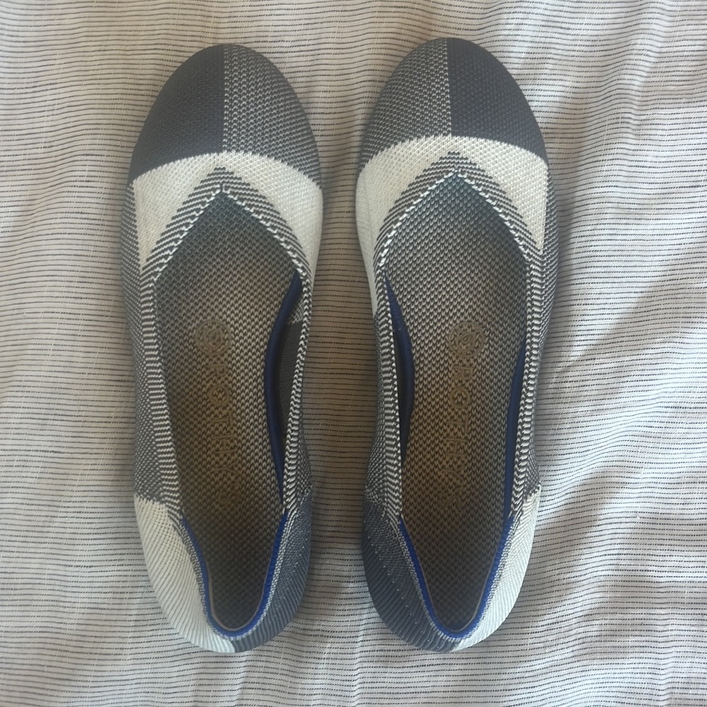 Rothy’s Round Toe Flats In Grey Pattern Like New - image 1